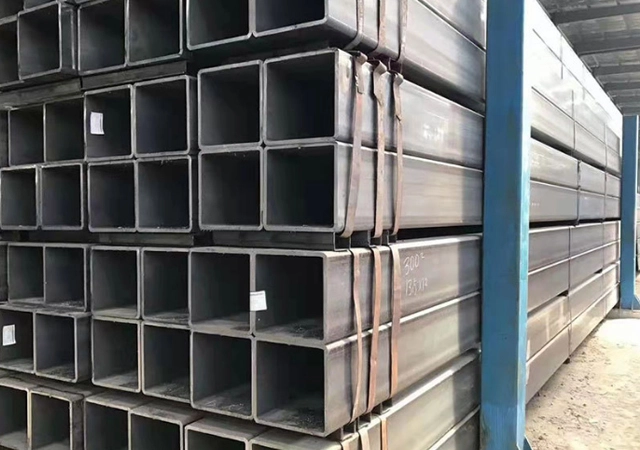 black welded steel pipe